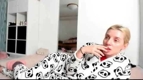 Kenzie online show from 02.24.25