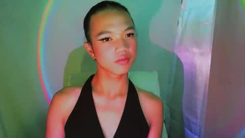 kerametina online show from 12.15.25