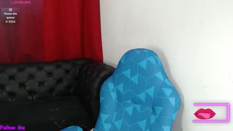 K E R L Y online show from 11.10.25