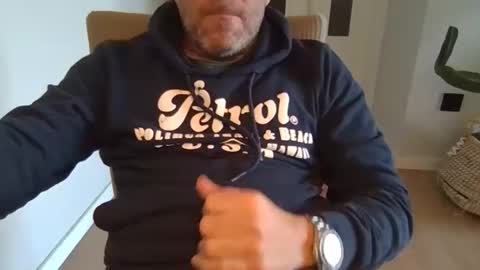 Snapshot of kermitgp3 chatting on 03.31.26 Anton online show from 03.31.26