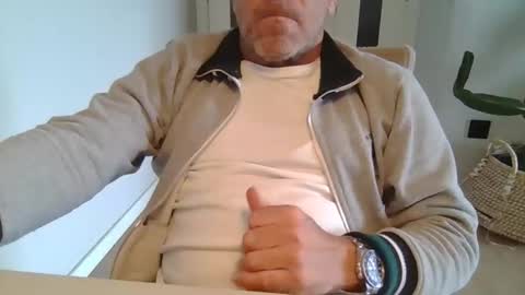 Snapshot of kermitgp3 chatting on 04.19.26 Anton online show from 04.19.26