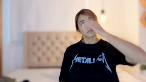 Snapshot of keryhillson chatting on 02.17.26 Kery Hillson online show from 02.17.26