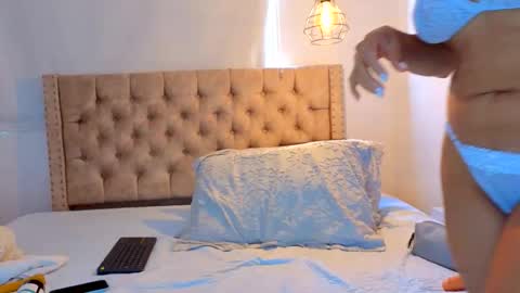 Snapshot of keryhillson chatting on 02.22.26 Kery Hillson online show from 02.22.26