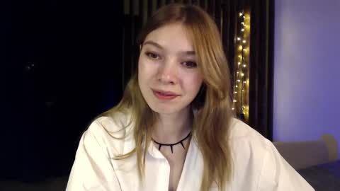 Snapshot of kesha_muah chatting on 01.05.25 kesha online show from 01.05.25