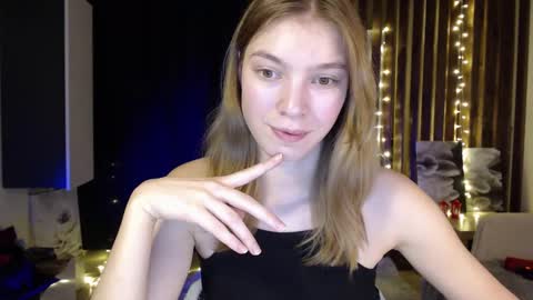 Snapshot of kesha_muah chatting on 02.09.25 kesha online show from 02.09.25