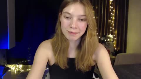 Snapshot of kesha_muah chatting on 03.01.25 kesha online show from 03.01.25