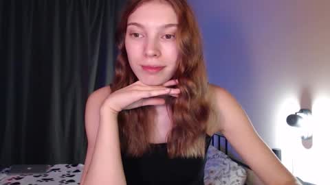 Snapshot of kesha_muah chatting on 10.09.25 kesha online show from 10.09.25