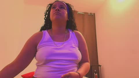 Snapshot of kesha_rosse_ chatting on 06.03.26 KESHA online show from 06.03.26