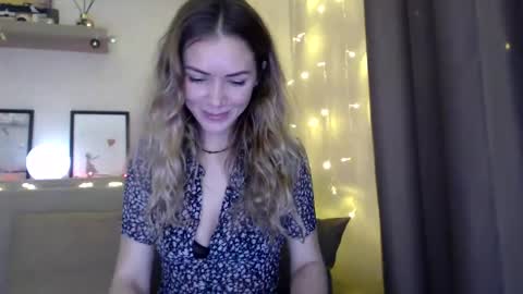 kessiecage online show from 12.18.24