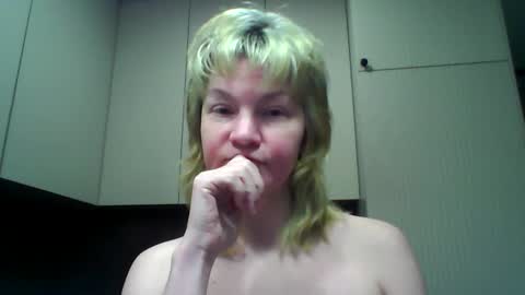 Snapshot of ketarsis chatting on 10.30.25 ketarsis online show from 10.30.25