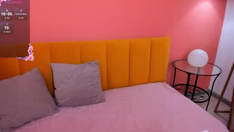 KatrinaKetrin online show from 11.20.25