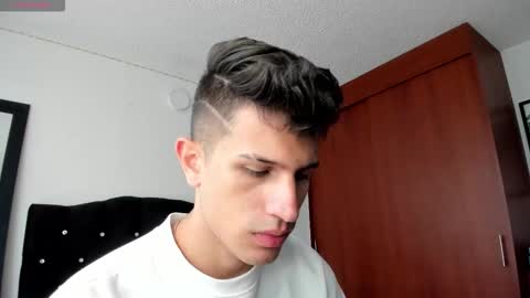 Kevin Ahs online show from 09.12.25