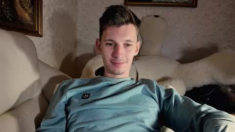 Snapshot of kevin_hornyyy chatting on 10.24.25 kevin online show from 10.24.25