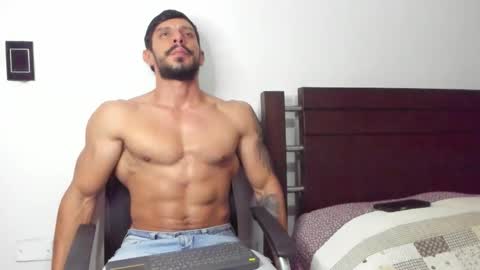 Snapshot of kevin_malone22 chatting on 10.22.25 kevin_malone22 online show from 10.22.25