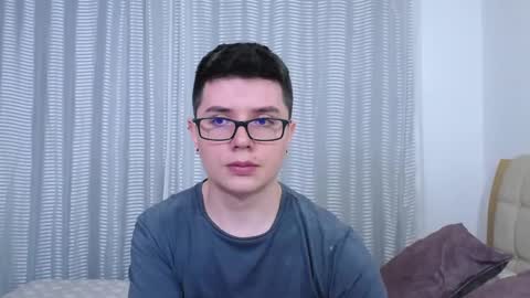 Snapshot of kevinhunts chatting on 01.16.26 Kevin online show from 01.16.26