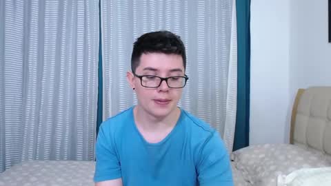 Snapshot of kevinhunts chatting on 01.17.26 Kevin online show from 01.17.26