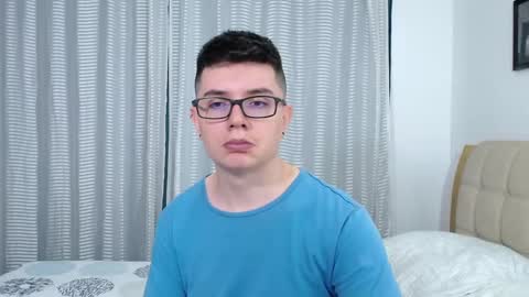 Snapshot of kevinhunts chatting on 01.31.26 Kevin online show from 01.31.26