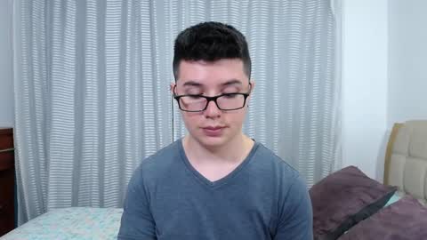 Snapshot of kevinhunts chatting on 02.04.26 Kevin online show from 02.04.26