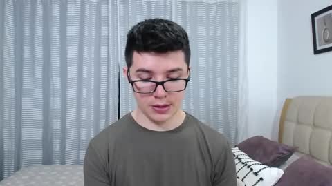 Snapshot of kevinhunts chatting on 02.17.26 Kevin online show from 02.17.26