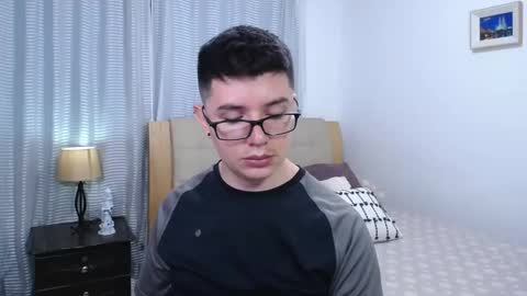 Snapshot of kevinhunts chatting on 02.21.26 Kevin online show from 02.21.26