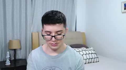 Snapshot of kevinhunts chatting on 02.25.26 Kevin online show from 02.25.26