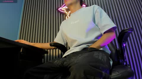 Sexy  Hot Kevin online show from 10.22.25