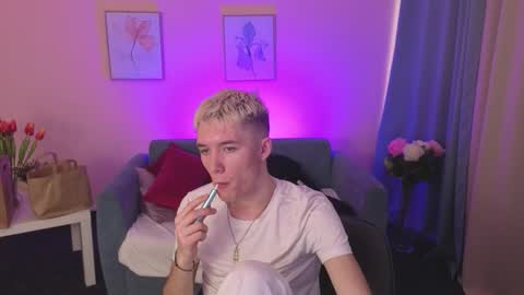 Snapshot of kevinparke chatting on 02.25.26 Kevin online show from 02.25.26