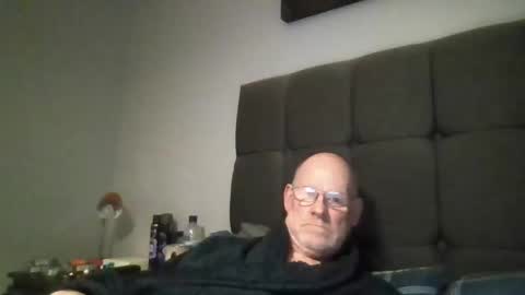Snapshot of kevlooking4sez chatting on 05.20.26 kevlooking4sez online show from 05.20.26