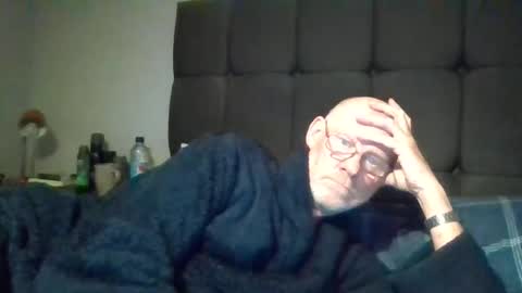 Snapshot of kevlooking4sez chatting on 06.11.26 kevlooking4sez online show from 06.11.26