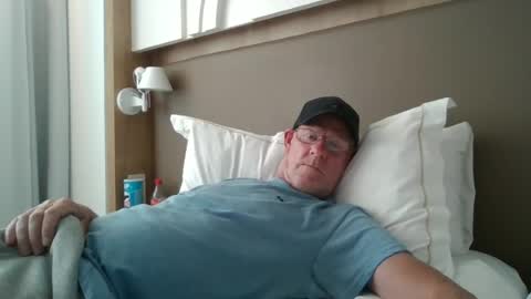 Snapshot of kevlooking4sez chatting on 06.16.26 kevlooking4sez online show from 06.16.26