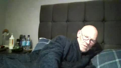Snapshot of kevlooking4sez chatting on 07.02.26 kevlooking4sez online show from 07.02.26