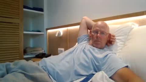Snapshot of kevlooking4sez chatting on 07.31.26 kevlooking4sez online show from 07.31.26