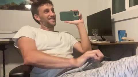 Snapshot of kevs363 chatting on 12.08.24 kevs363 online show from 12.08.24