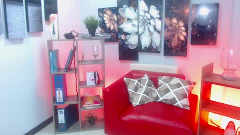 Snapshot of keylathomson chatting on 01.11.25 Keyla online show from 01.11.25