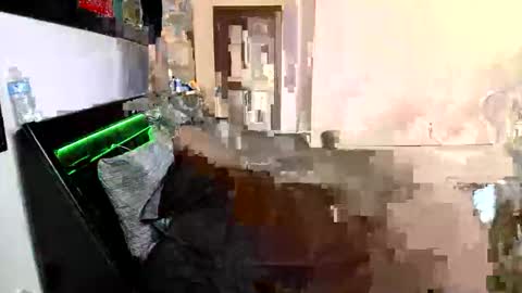 Snapshot of kfizzle187 chatting on 11.11.25 K Fizzle online show from 11.11.25