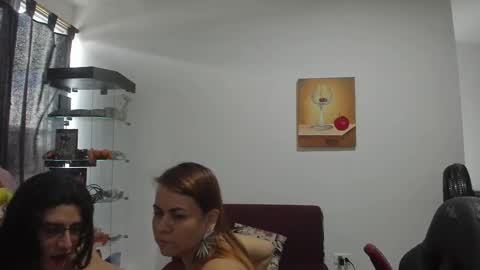 Snapshot of khalifa_gold chatting on 10.17.25 Khalifa Kasumi online show from 10.17.25
