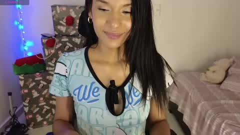 Snapshot of kharelys_777 chatting on 12.06.24 Karelys M. online show from 12.06.24