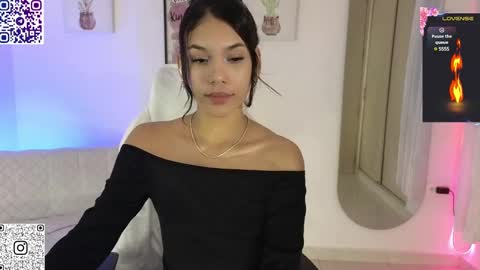 Snapshot of kharelys_777 chatting on 03.04.25 Karelys M. online show from 03.04.25