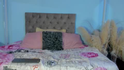 Kathe Hot online show from 09.13.25