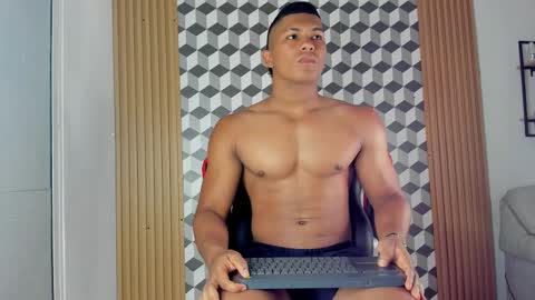 Snapshot of khen_west1 chatting on 02.28.25 khen_west1 online show from 02.28.25