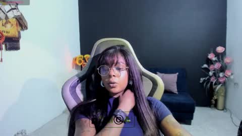 Snapshot of khenoryfranz chatting on 10.22.25 Khenory online show from 10.22.25