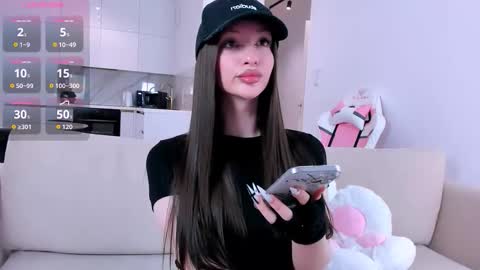 Snapshot of khloeforever chatting on 02.13.26 khloe online show from 02.13.26