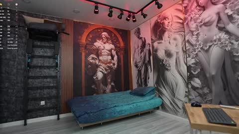 Snapshot of khokhol1999 chatting on 01.19.25 Eric online show from 01.19.25