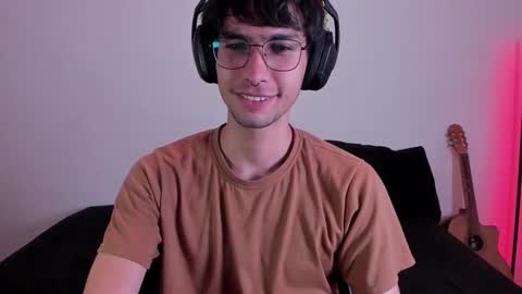 khozler_ online show from 02.24.25