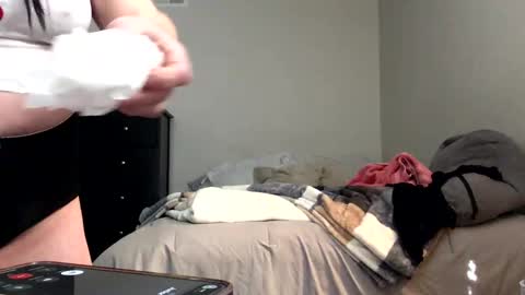 kiannaluv online show from 02.15.25