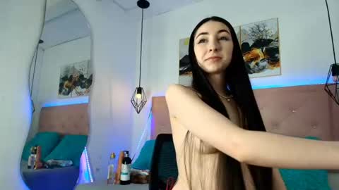 Snapshot of kiara__white chatting on 07.15.26 Kiara online show from 07.15.26