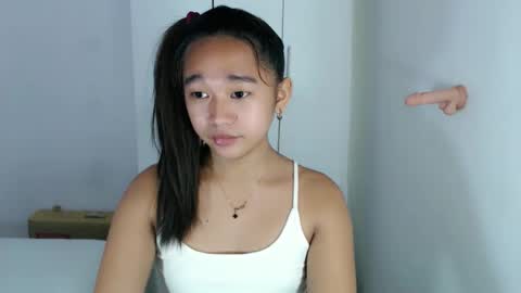 Snapshot of kiara_bedisa143 chatting on 10.17.25 i love bella online show from 10.17.25