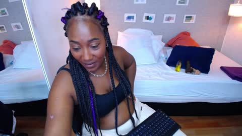 Kiara online show from 01.28.25