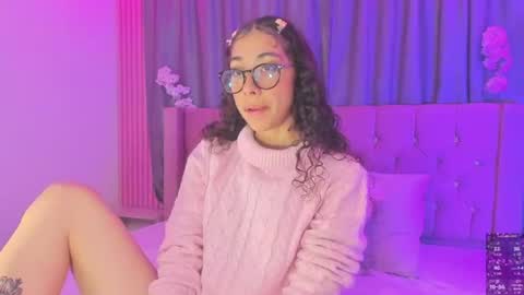 Snapshot of kiara_lovelyy chatting on 07.24.26 Kiara online show from 07.24.26