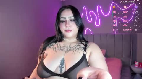 K I A R A            online show from 01.14.26